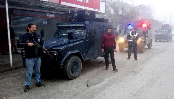 Ceyhan'da terör operasyonu: 8 gözaltı