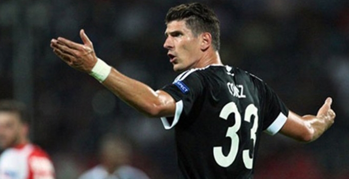 Mario Gomez: Burası kadınlar ligi değil