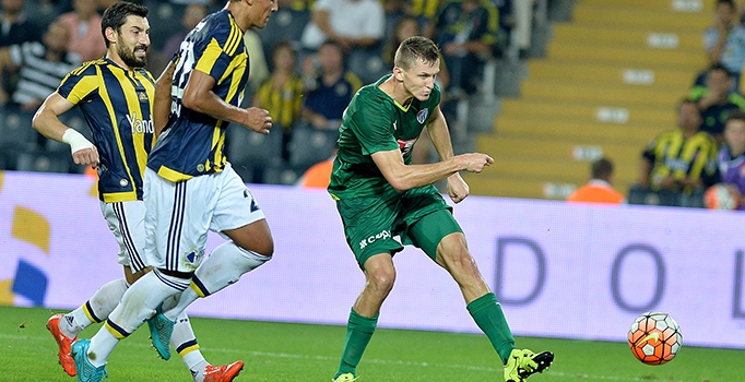 Fenerbahçe Bursaspor'u 2-1 mağlup etti
