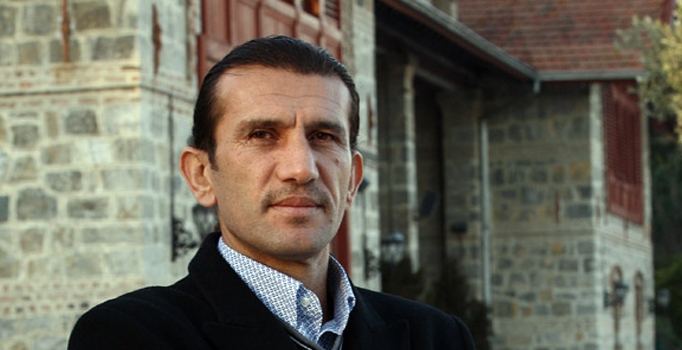 Rüştü Reçber: Fenerbahçe geleceğini sattı