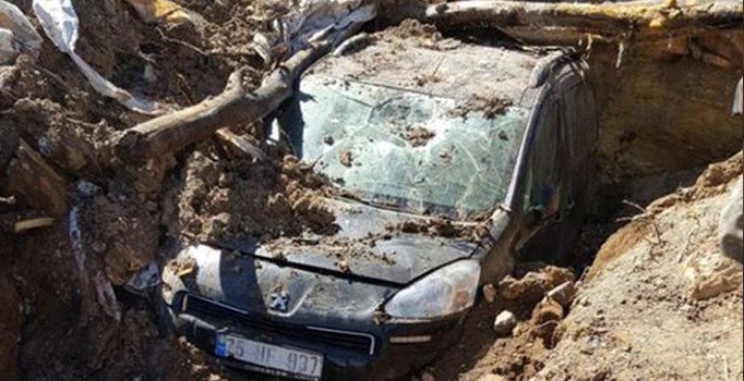 Erzurum'da terör eyleminde kullanılan aracı toprağa gömmüşler