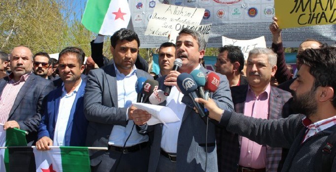 Suriye’deki kimyasal saldırı protesto edildi