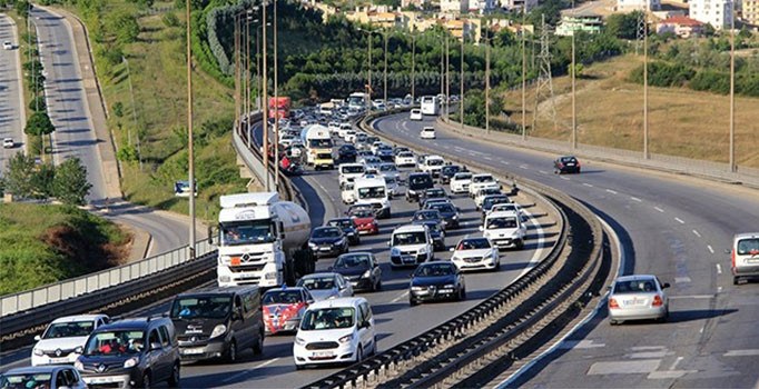 Hafta sonu miting nedeniyle bazı yollar trafiğe kapatılacak