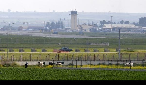 İncirlik Üssü'nde sessizlik hakim