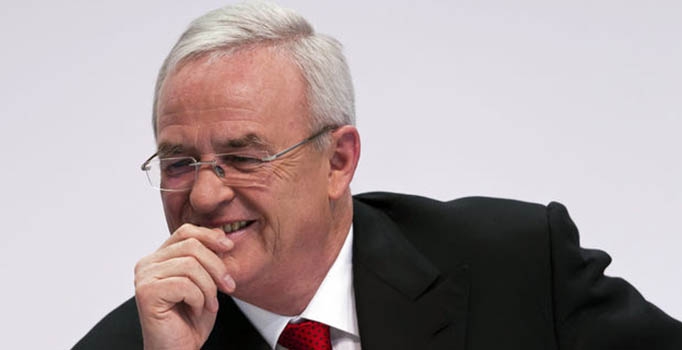 Volkswagen CEO'su Martin Winterkorn istifa etti