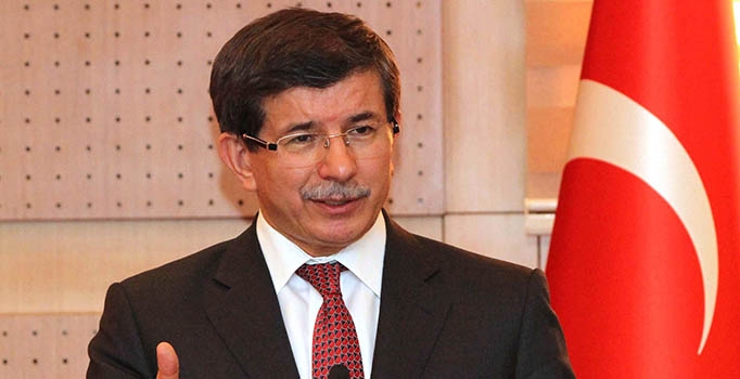 Davutoğlu: Abbas'la Filistin bayrağını göndere çekeceğiz