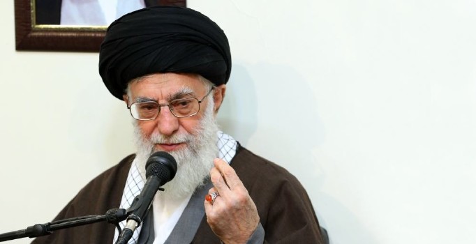 İran Lideri: ABD’nin Suriye'ye saldırması stratejik bir hata