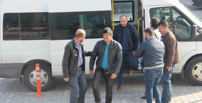 Nevşehir'de FETÖ'nün 8 'üniversite abisi' adliye sevk edildi