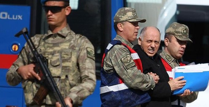 Tümgeneral Avni Angun ile Tuğgeneral Ersin Yıldırım yakalandı | Son dakika haberleri