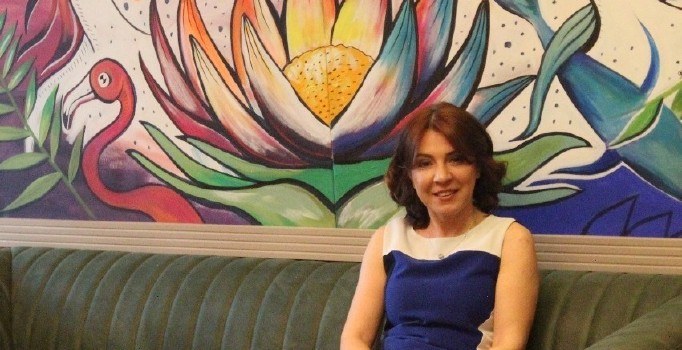 Çarpık bacakları Aquafilling ile düzeltin