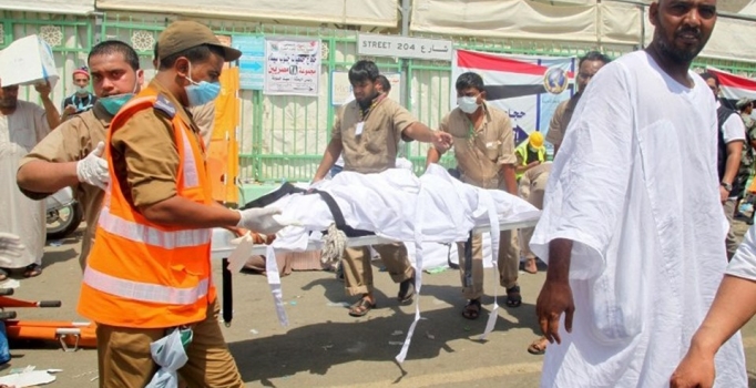 Mekke Mina'daki izdihamı yaşayan hacılar faciayı anlattı