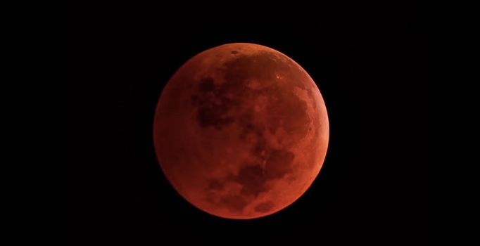 Kanlı Ay tutulması nedir?