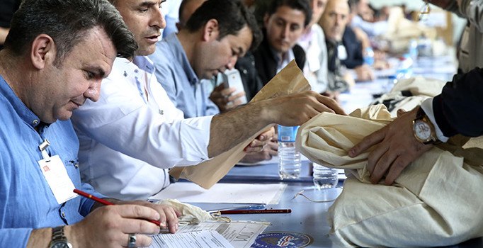 Dünya medyası referandumu acil koduyla duyurdu