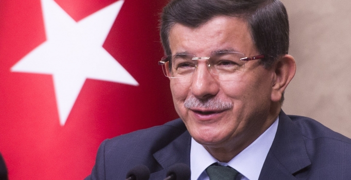 Davutoğlu: Kandil'in şehirle bağlantısını kopardık, PKK'ya asıl darbeyi halk vurdu