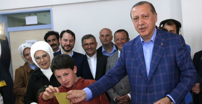 Cumhurbaşkanı Erdoğan oyunu kullandı