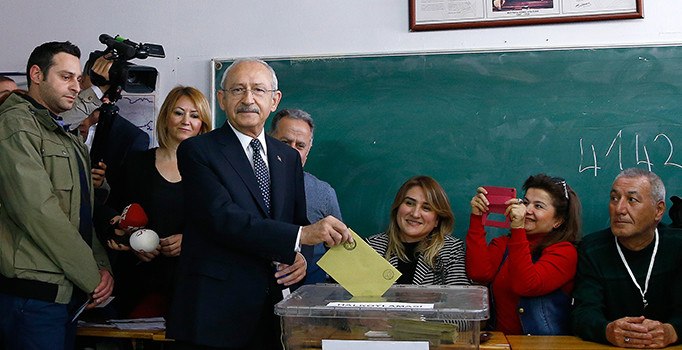 CHP lideri Kemal Kılıçdaroğlu oyunu kullandı