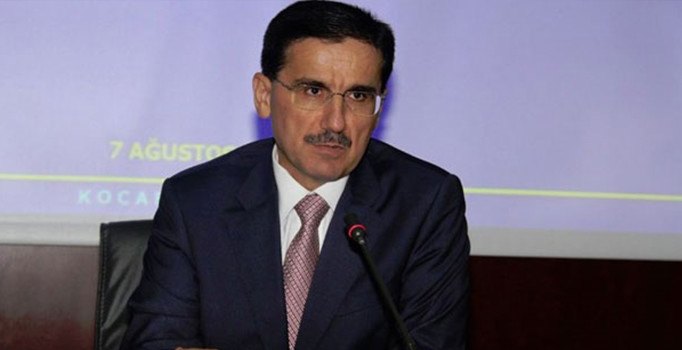 Ankara Valisi Topaca oyunu kullandı