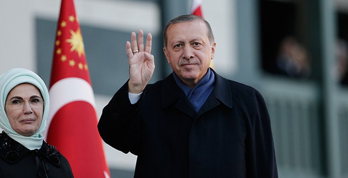 Fransa seçimlerinde Erdoğan da sandıktan çıktı