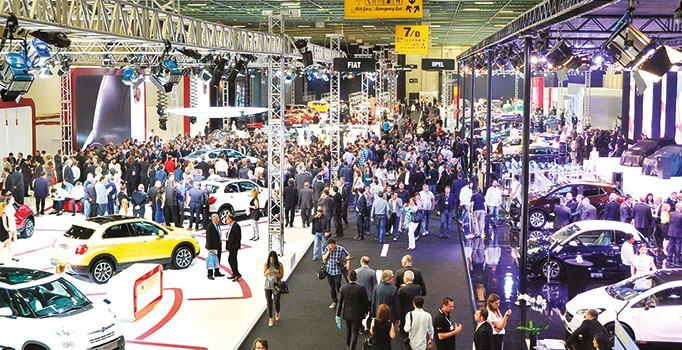 İstanbul’da yarım şov