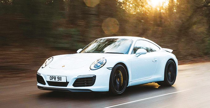 Porsche bir tarihe imza attı