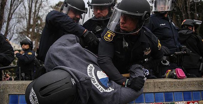 ABD'de 21 bin 362 kayıtsız göçmen tutuklandı