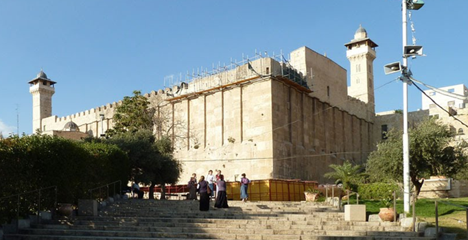 İsrail bir kutsal mekanı daha Müslümanlara kapatıyor