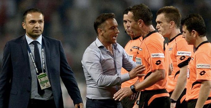 UEFA'dan Halis Özkahya'ya dev görev