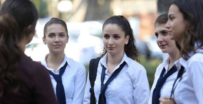 Kırgın Çiçekler'e yeni oyuncu dahil oldu