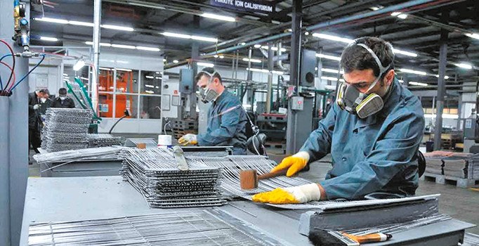 Yeni anayasa istikrar tesis edecek