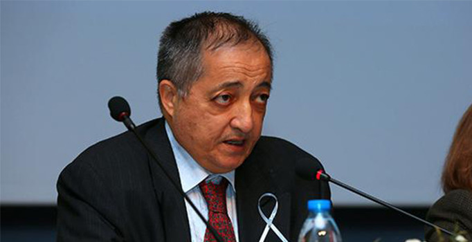 'Evet-hayır' tartışması sonrası Selim Yaşar'dan özür mesajı geldi