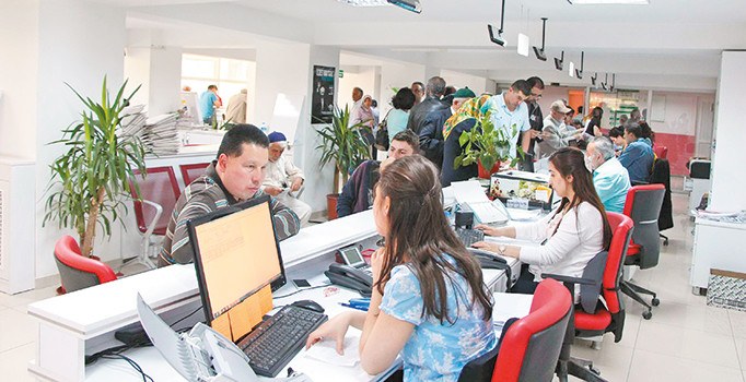 Ayakları açıkta kalan Hazine dışarıdan borçlandı