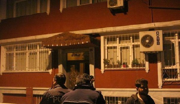 Fatih'te silahlı soygun: 1 yaralı