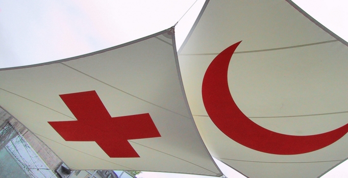 Kızılhaç: Suud Yemen'de iki çalışanımızı öldürdü