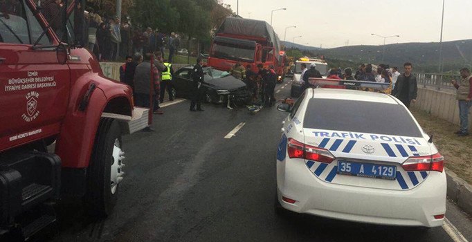 İzmir Bölge Adliye Mahkemesi hakimi Ali Cirik kazada öldü, eşi ve çocuğu yaralandı
