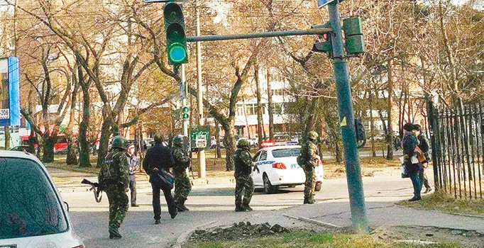 Rus istihbaratına Nazi baskını