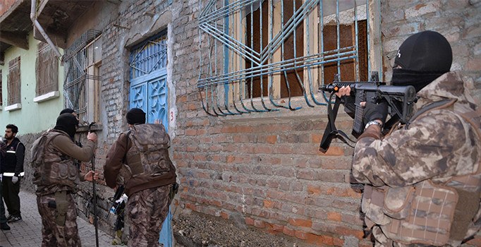 Diyarbakır'da dev operasyon