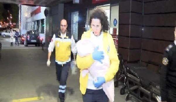 Gaziosmanpaşa'da yeni doğan bebeği sokağa terk ettiler