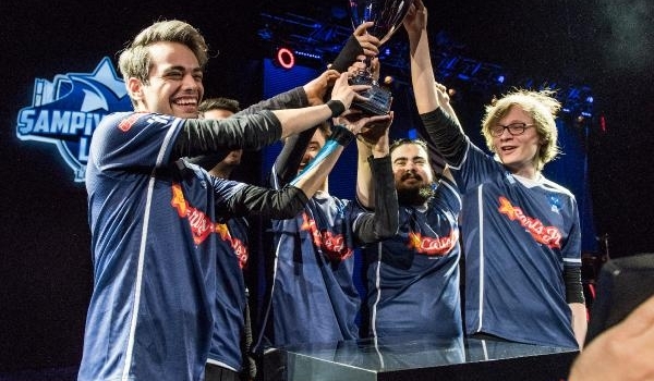 League of Legends 2017 Kış Mevsimi Finali'nde şampiyon SuperMassive