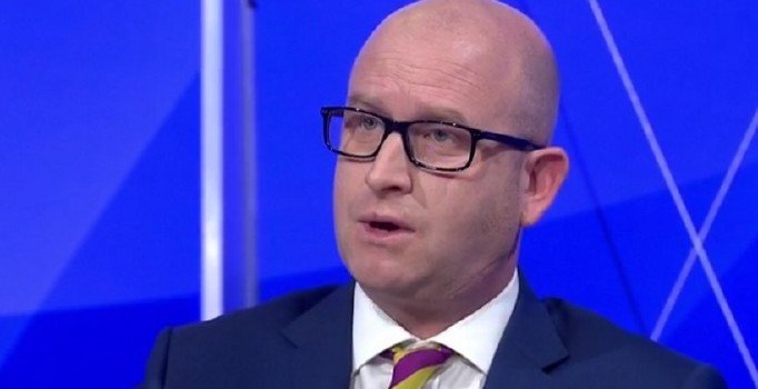 İngiltere'de aşırı sağcı partiden burka yasağı vaadi