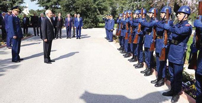 Orgeneral Abidin Ünal: CHP lideri Kılıçdaroğlu'nun karşılanmasında kasıt yok, kusur var
