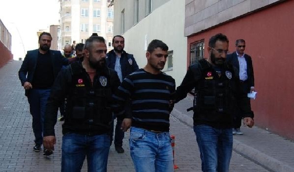 Kayseri'de zehir tacirlerine operasyon: 3 gözaltı