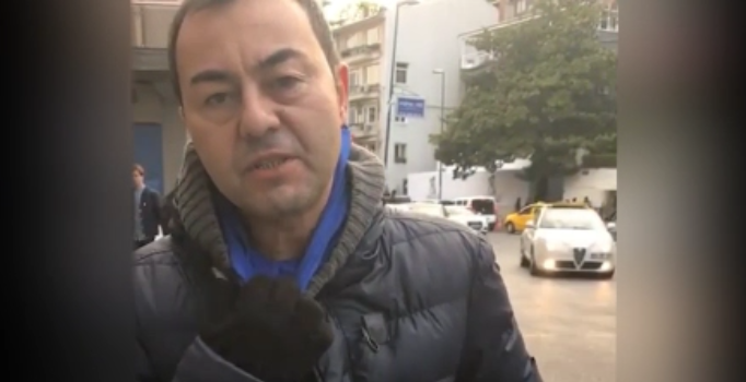 Serdar Ortaç siyasete veda etti