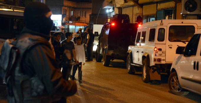 Adana'da dev operasyon: 4 kişi yakalandı
