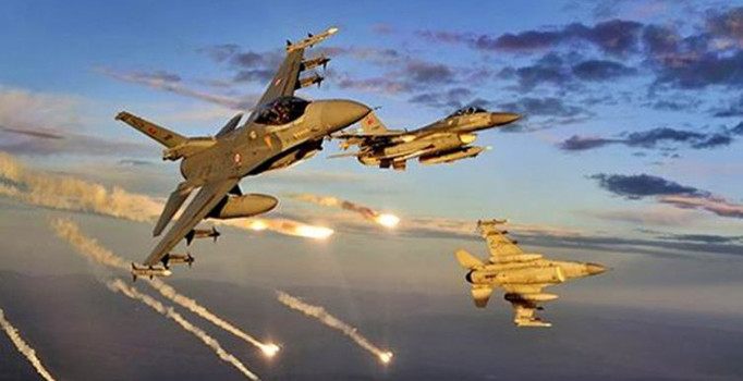TSK, PKK'nin ikinci Kandil'i Sincar'a hava harekatı düzenledi