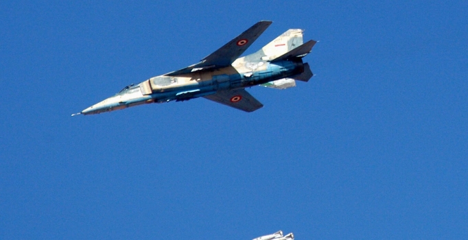 Esad'ın pilotu: Rus uçakları muhalifleri bombaladı