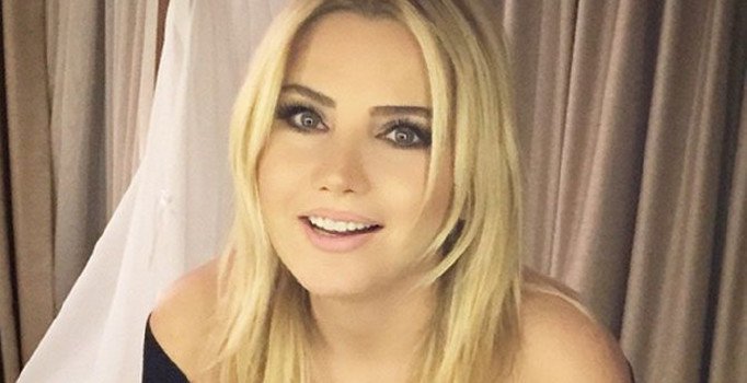 Sunucu Ece Erken komşusuna isyan etti: Dolandırdı