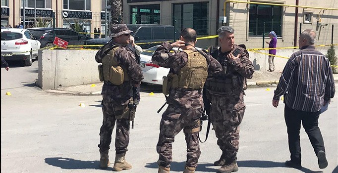 Sakarya'da silahlı saldırı: 5 yaralı