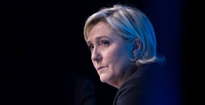 Le Pen'in dokunulmazlığı kaldırılıyor