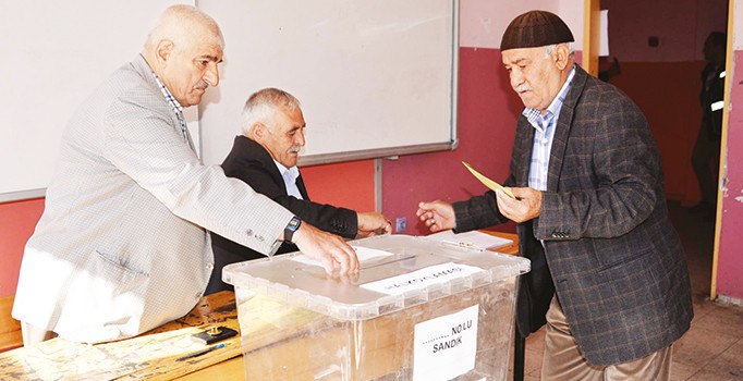 Prof. Dr. E. Fuat Keyman yazdı: Post-referandum Türkiye’si ve Kürtlerin dördüncü kez uzattığı el
