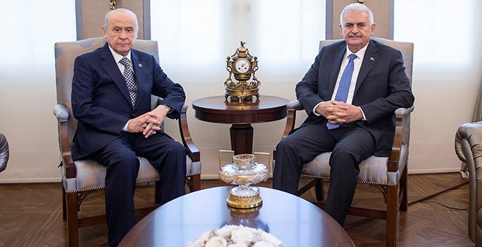 Yıldırım ve Bahçeli referandumdan sonra ilk kez görüştü
